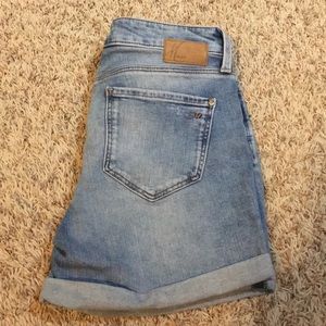 Mavi brand Jake distressed cuffed shorts